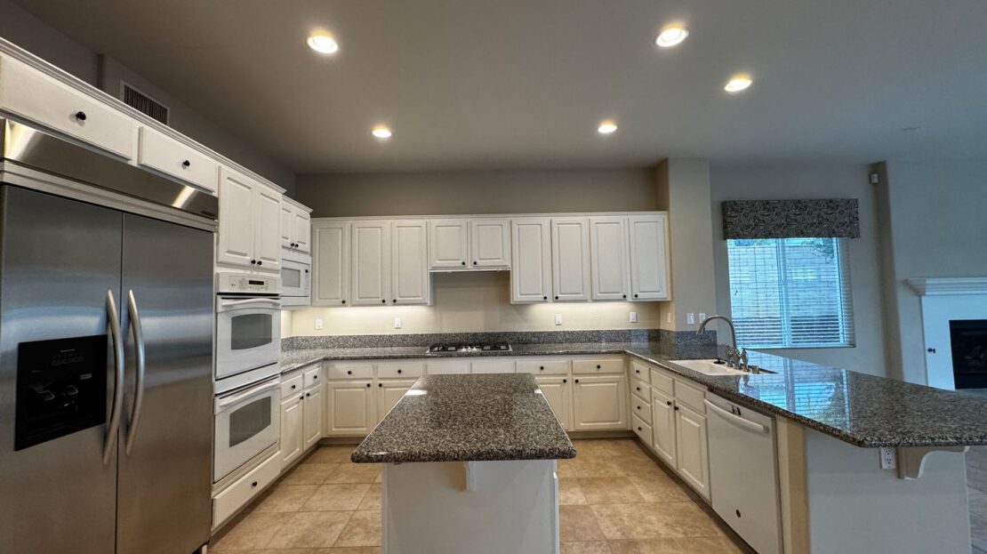 22878 Royal Adelaide - Murrieta - California - 4 bed, 3.5 bath rental property