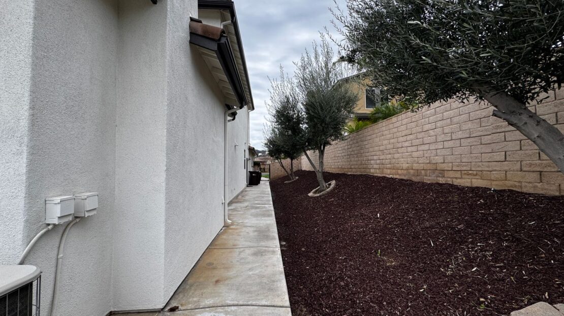 22878 Royal Adelaide - Murrieta - California - 4 bed, 3.5 bath rental property