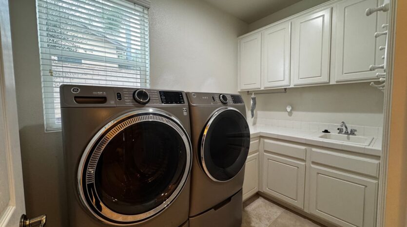 22878 Royal Adelaide - Murrieta - California - 4 bed, 3.5 bath rental property