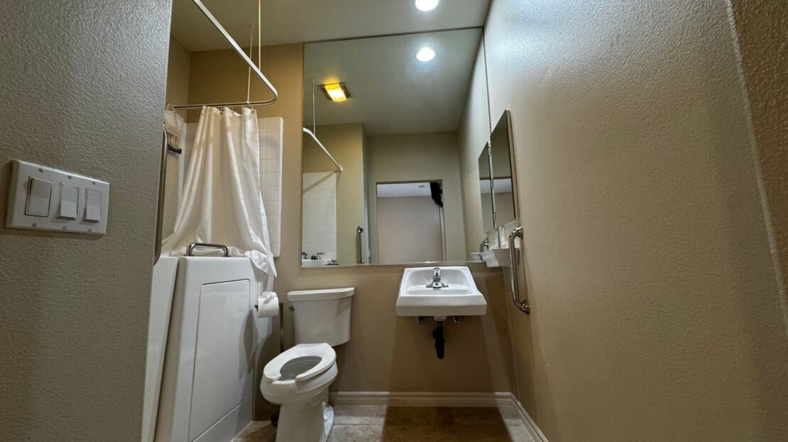 22878 Royal Adelaide - Murrieta - California - 4 bed, 3.5 bath rental property