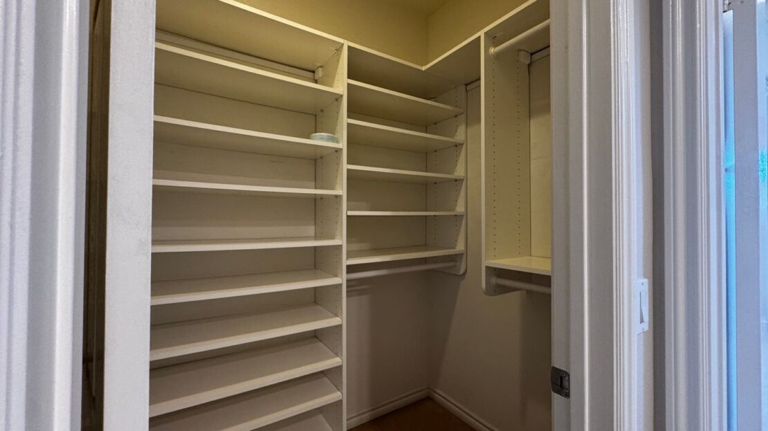 22878 Royal Adelaide - Murrieta - California - 4 bed, 3.5 bath rental property