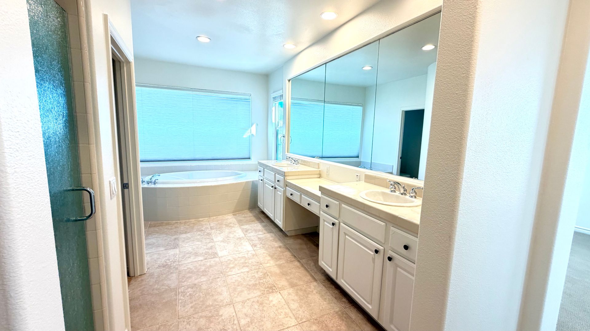 22878 Royal Adelaide - Murrieta - California - 4 bed, 3.5 bath rental property