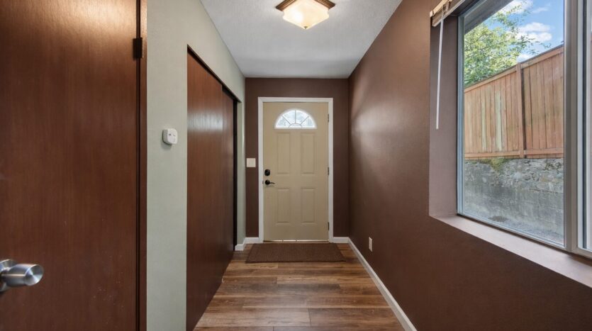 2330 190th St SW - Lynnwood - Washington - 1 bath rental property