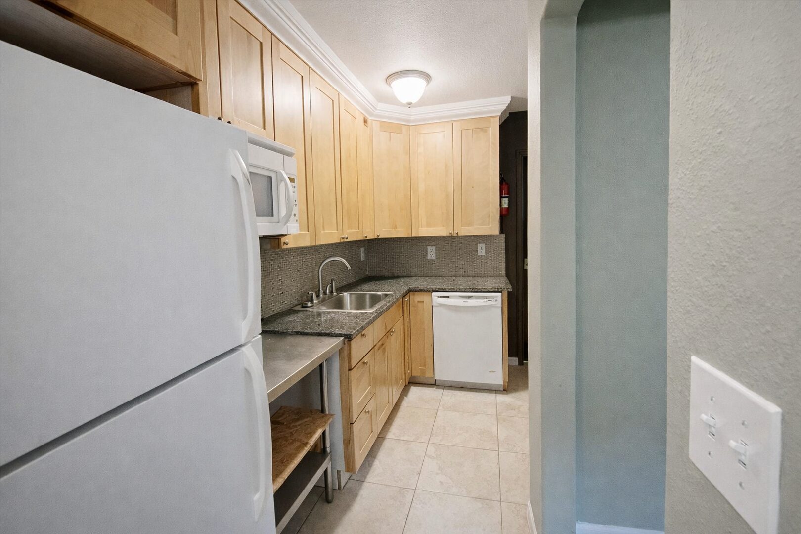 2330 190th St SW - Lynnwood - Washington - 1 bath rental property