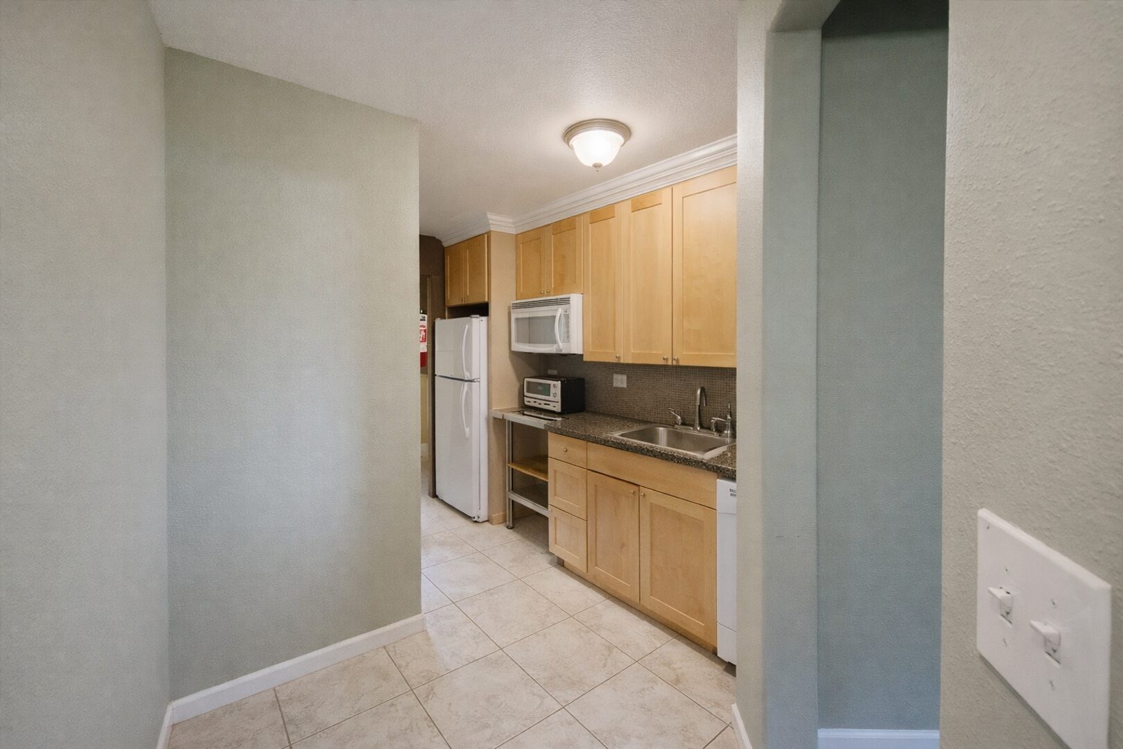 2330 190th St SW - Lynnwood - Washington - 1 bath rental property