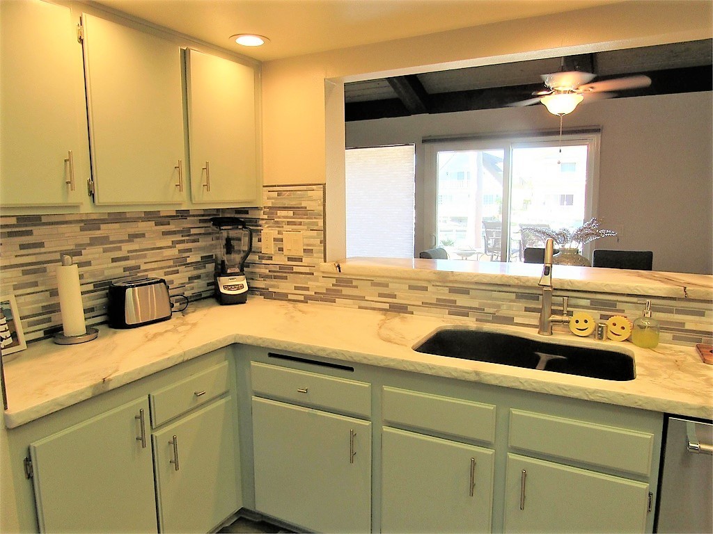 2331 S. Victoria Ave - Ventura - California - 2 bed, 2.5 bath rental property