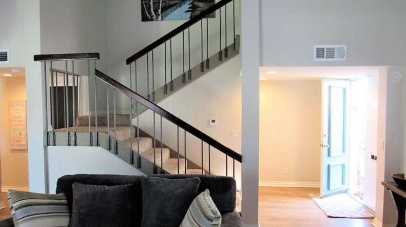 2331 S. Victoria Ave - Ventura - California - 2 bed, 2.5 bath rental property