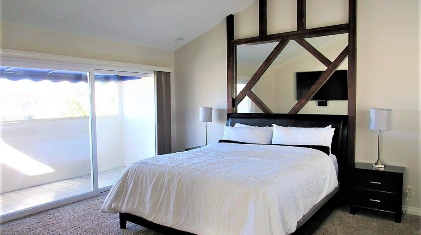 2331 S. Victoria Ave - Ventura - California - 2 bed, 2.5 bath rental property