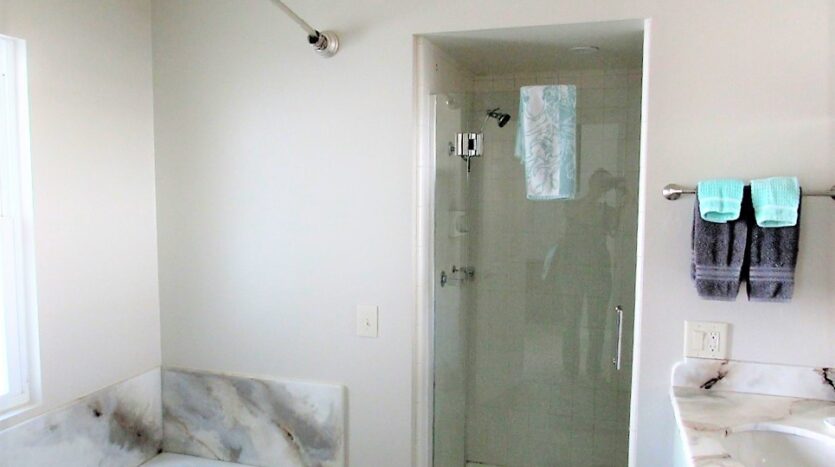 2331 S. Victoria Ave - Ventura - California - 2 bed, 2.5 bath rental property