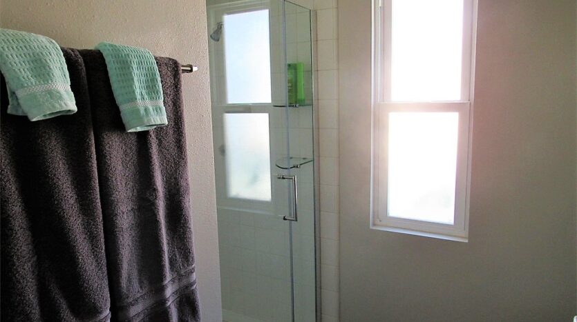 2331 S. Victoria Ave - Ventura - California - 2 bed, 2.5 bath rental property