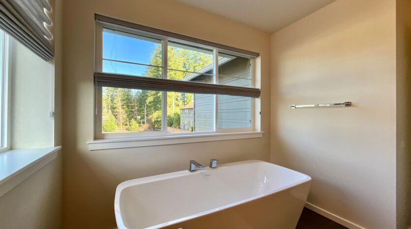 24103 SE 258th Way - Maple Valley - Washington - 4 bed, 3.5 bath rental property