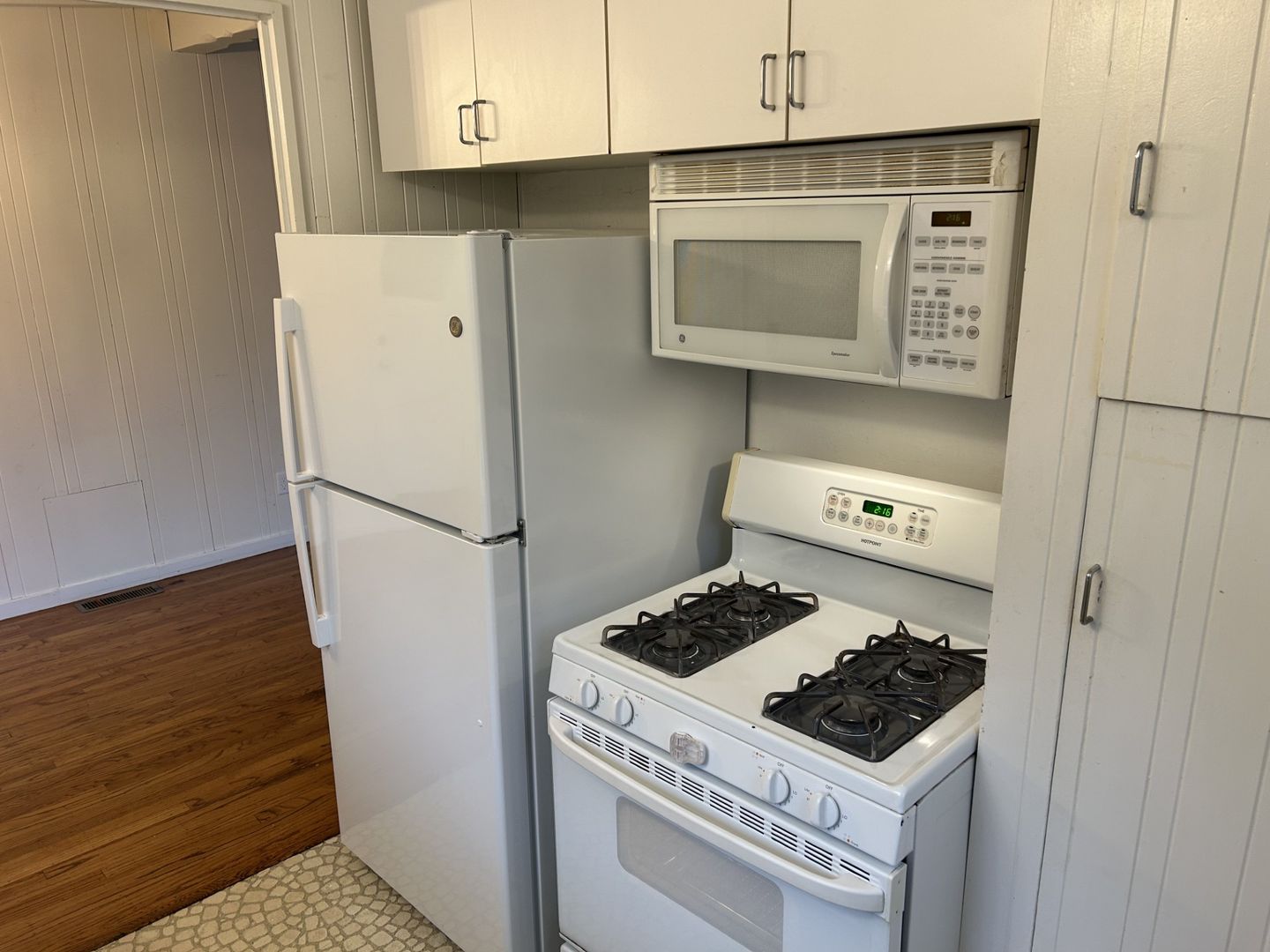 249 Prospect Drive - San Rafael - California - 2 bed, 1 bath rental property