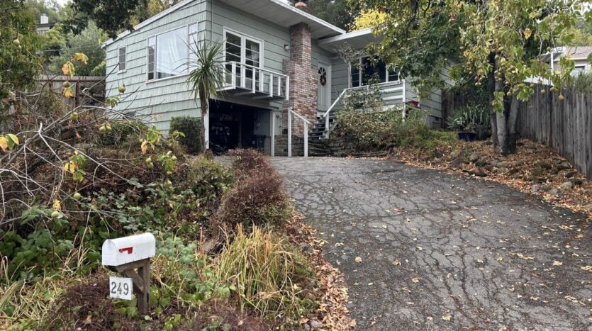 249 Prospect Drive - San Rafael - California - 2 bed, 1 bath rental property