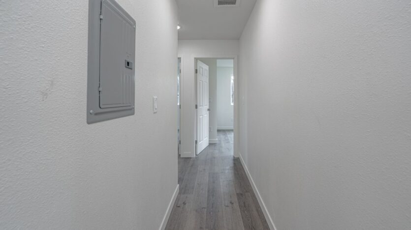 250 E 79th St - 1/2  - Los Angeles - California - 3 bed, 2 bath rental property