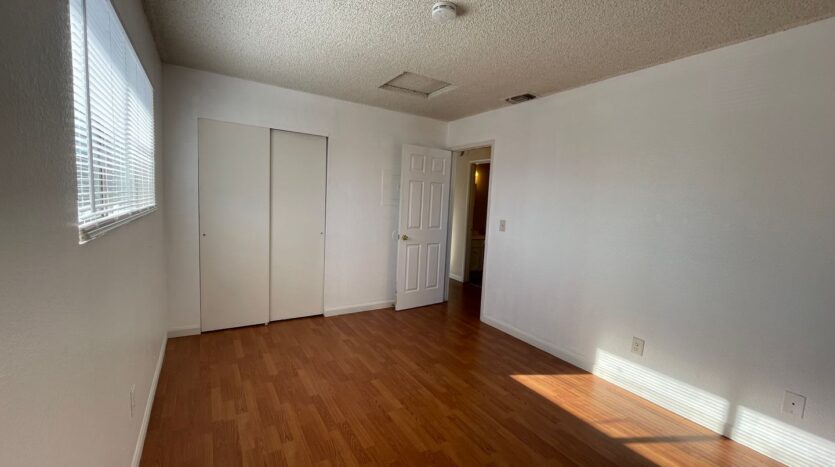 2560 E Street - F - Sparks - Nevada - 2 bed, 1 bath rental property