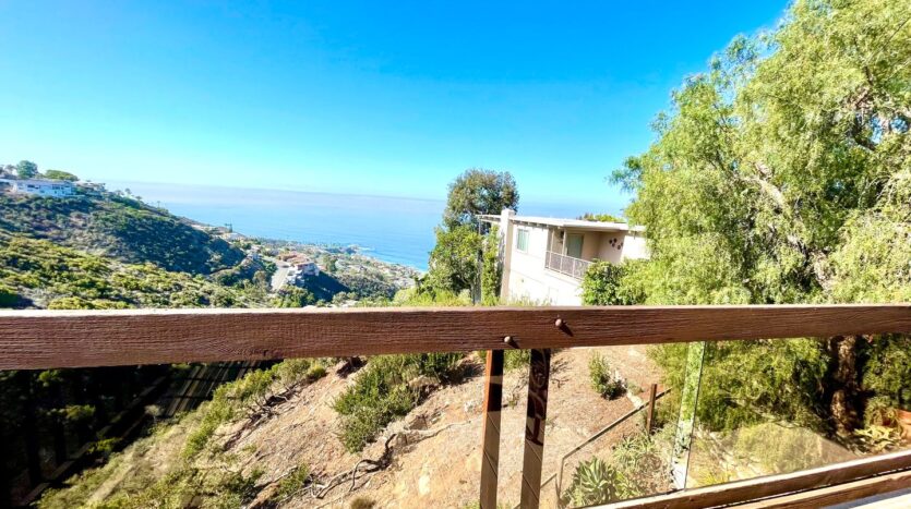 2582 Bonita Way - Laguna Beach - California - 4 bed, 2 bath rental property