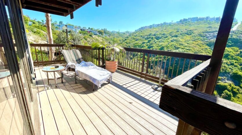 2582 Bonita Way - Laguna Beach - California - 4 bed, 2 bath rental property