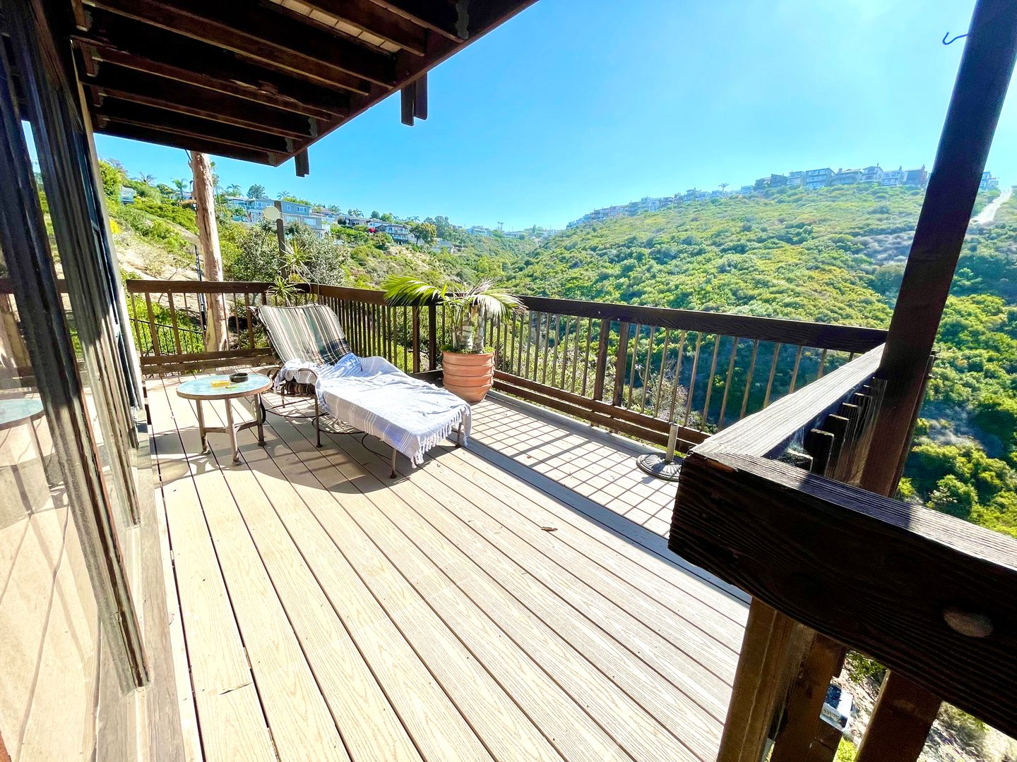 2582 Bonita Way - Laguna Beach - California - 4 bed, 2 bath rental property