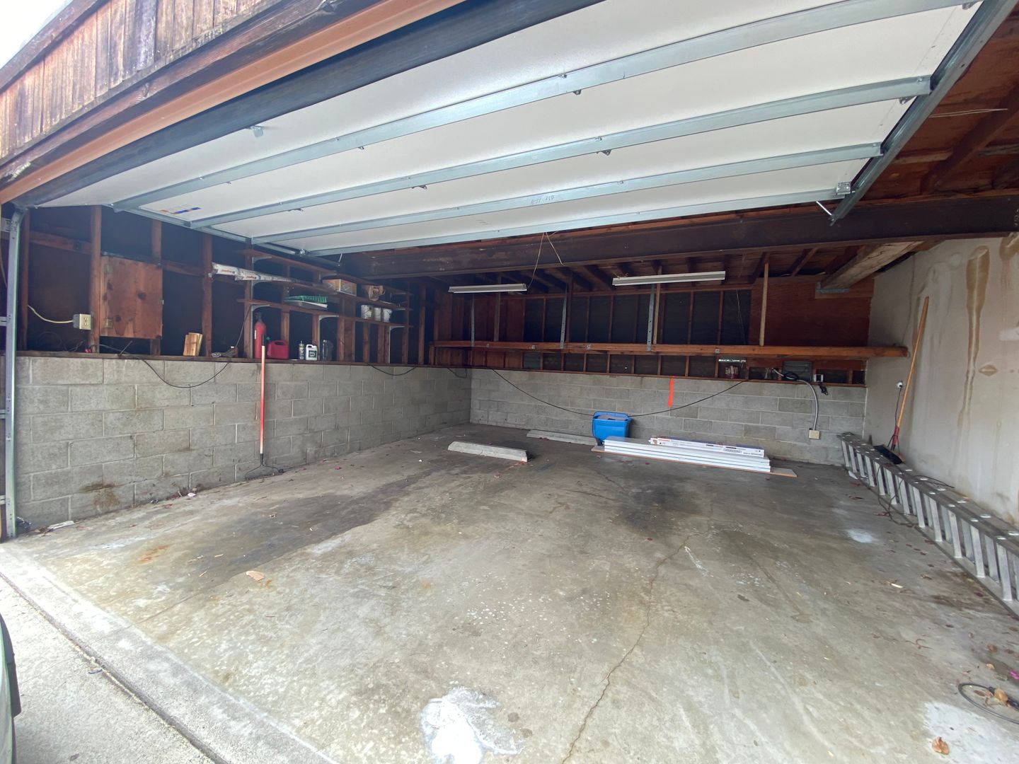 2582 Bonita Way - Laguna Beach - California - 4 bed, 2 bath rental property