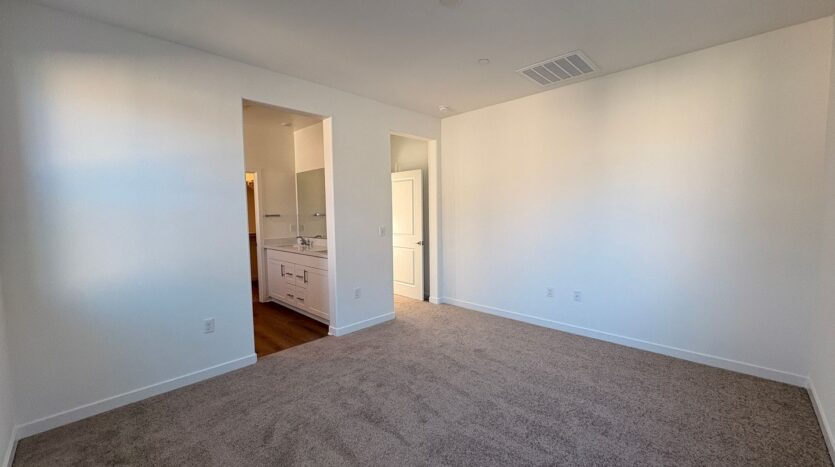 2606 E Forest Paseo - Ontario - California - 3 bed, 2.5 bath rental property