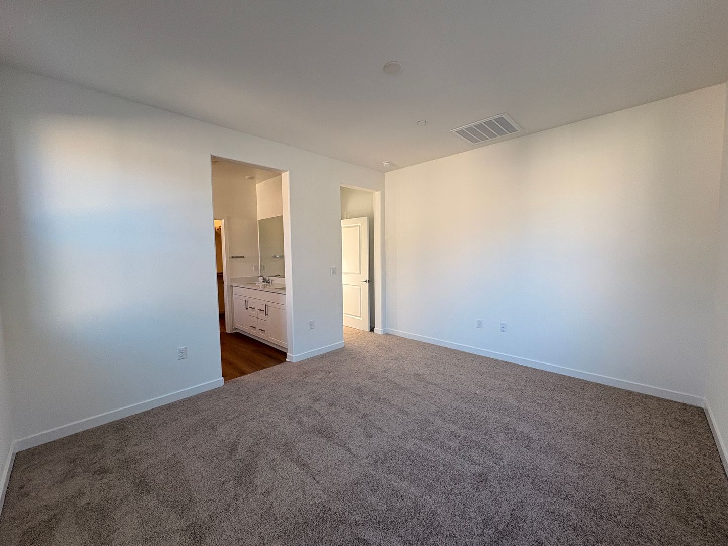 2606 E Forest Paseo - Ontario - California - 3 bed, 2.5 bath rental property