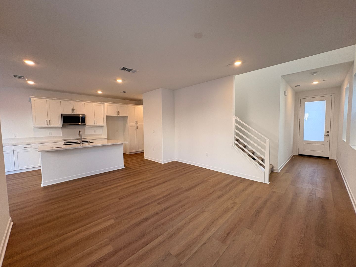 2606 E Forest Paseo - Ontario - California - 3 bed, 2.5 bath rental property