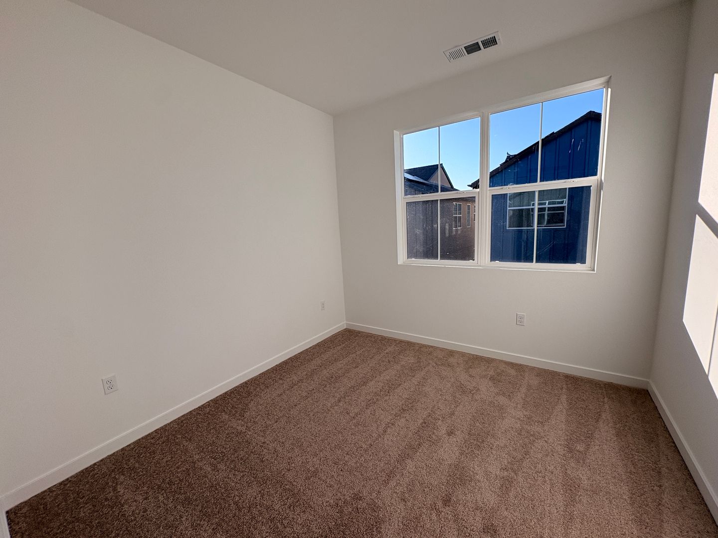 2606 E Forest Paseo - Ontario - California - 3 bed, 2.5 bath rental property