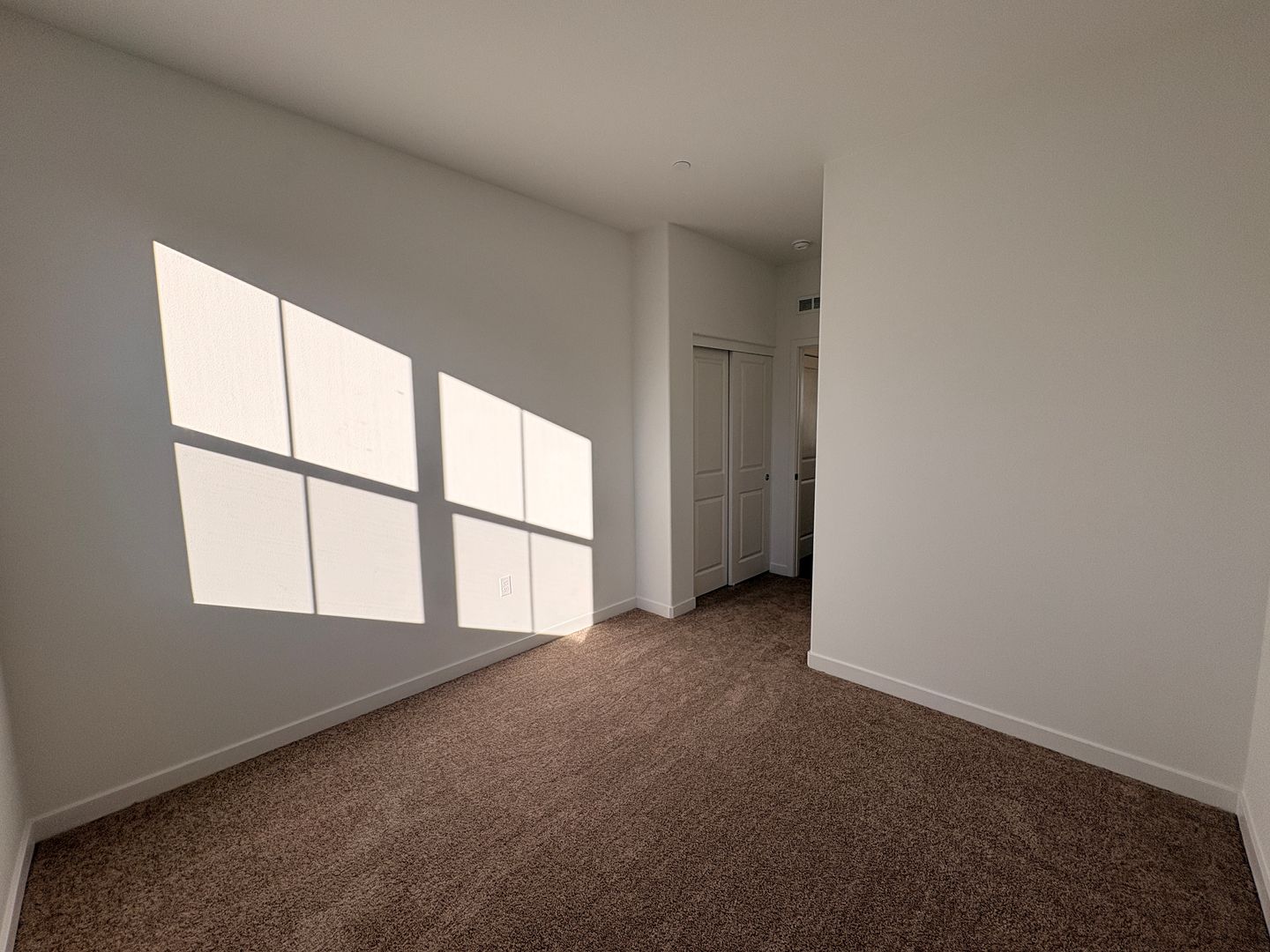 2606 E Forest Paseo - Ontario - California - 3 bed, 2.5 bath rental property