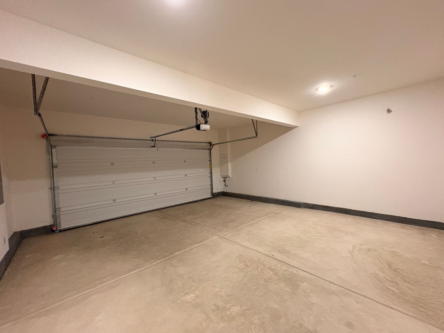 2606 E Forest Paseo - Ontario - California - 3 bed, 2.5 bath rental property