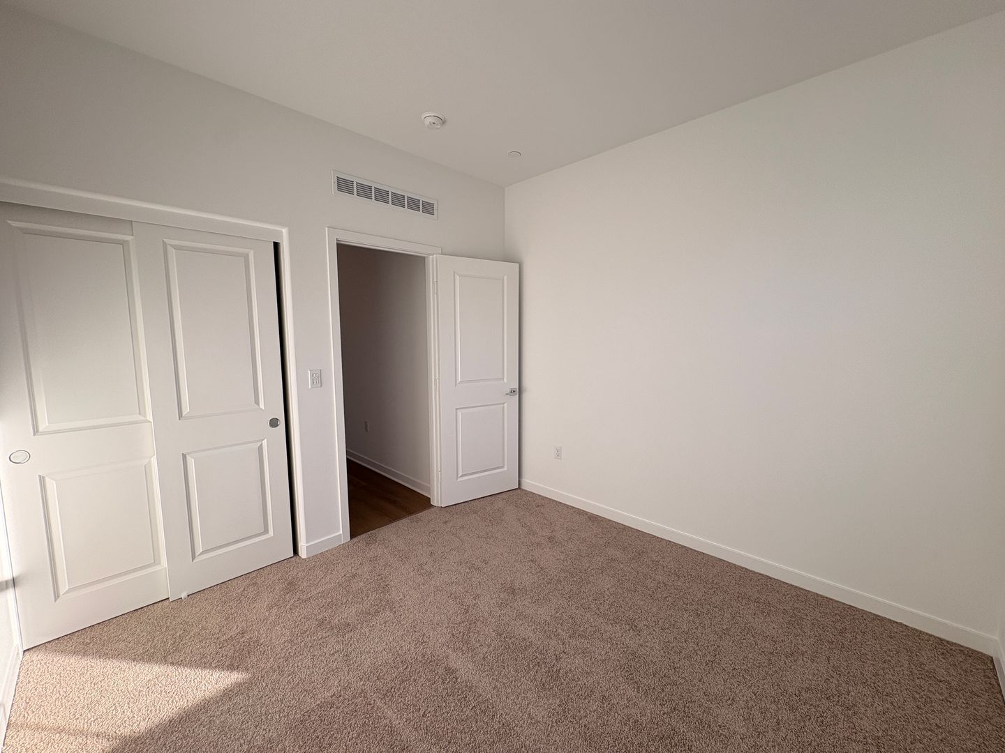 2606 E Forest Paseo - Ontario - California - 3 bed, 2.5 bath rental property