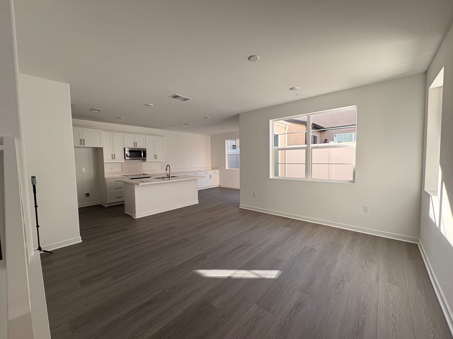 2643 E Hyde Paseo - Ontario - California - 3 bed, 2.5 bath rental property