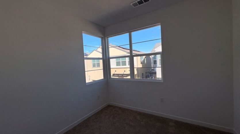 2643 E Hyde Paseo - Ontario - California - 3 bed, 2.5 bath rental property