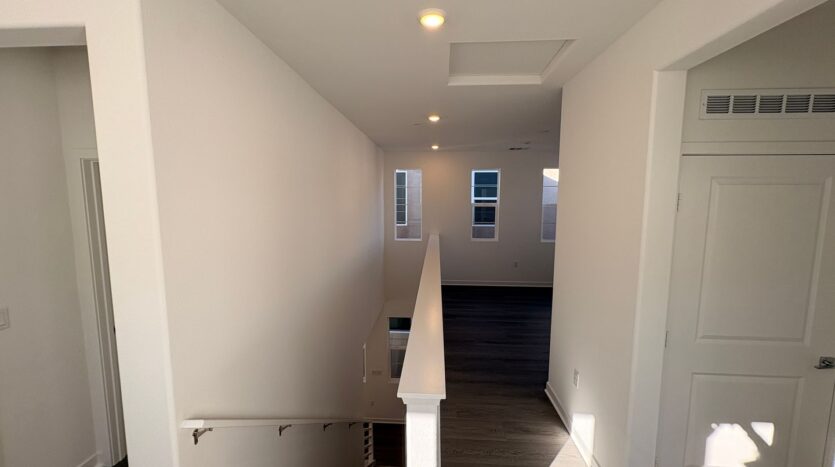 2643 E Hyde Paseo - Ontario - California - 3 bed, 2.5 bath rental property