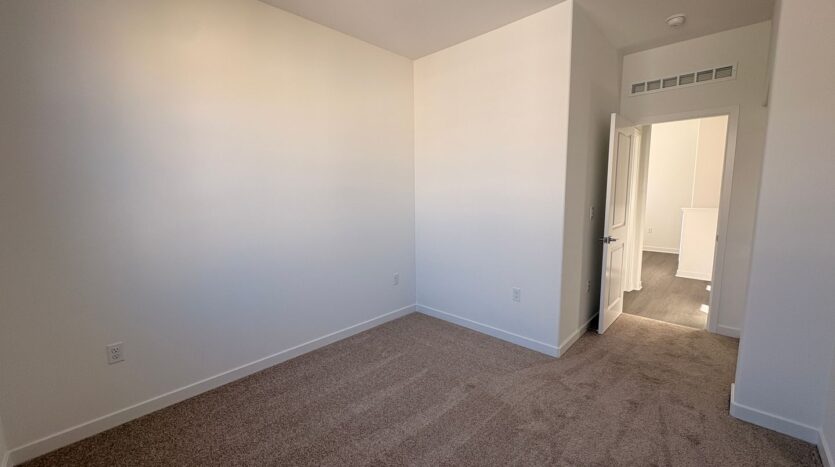 2643 E Hyde Paseo - Ontario - California - 3 bed, 2.5 bath rental property