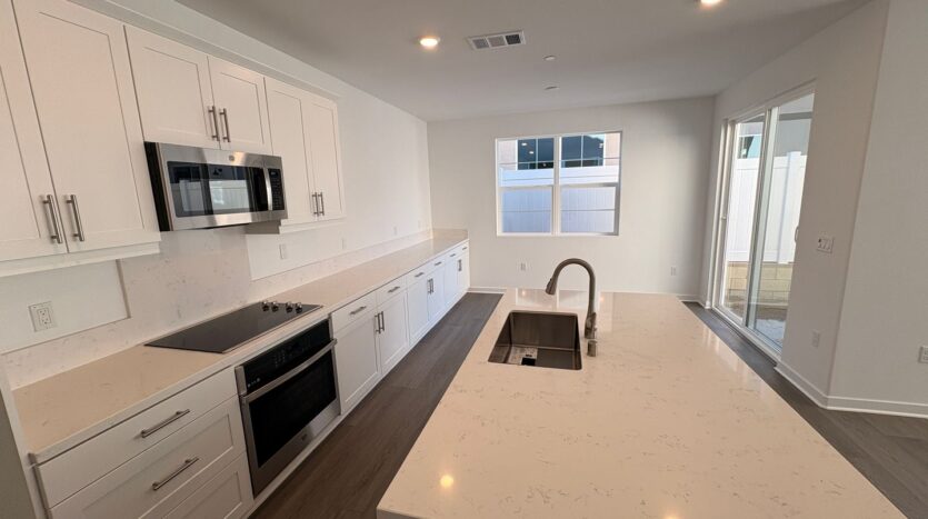 2643 E Hyde Paseo - Ontario - California - 3 bed, 2.5 bath rental property