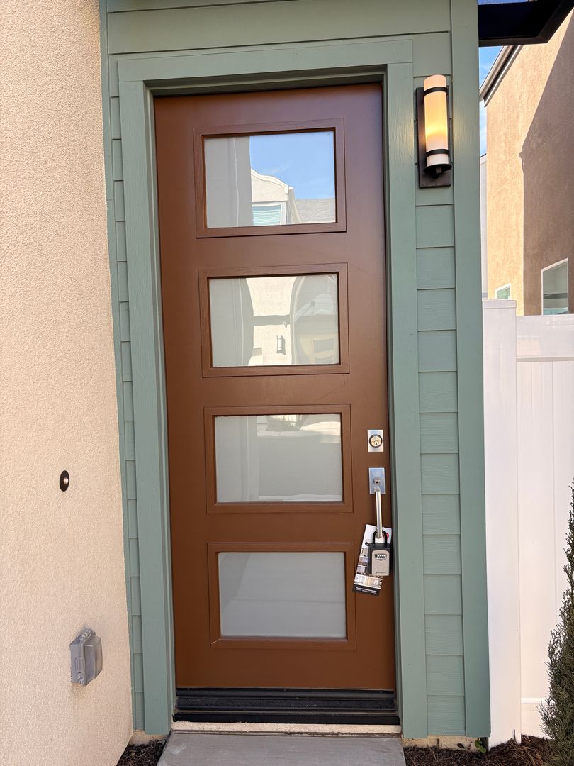 2643 E Hyde Paseo - Ontario - California - 3 bed, 2.5 bath rental property