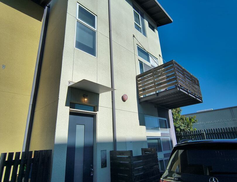 27 Moss Lane - Oakland - California - 3 bed, 2 bath rental property