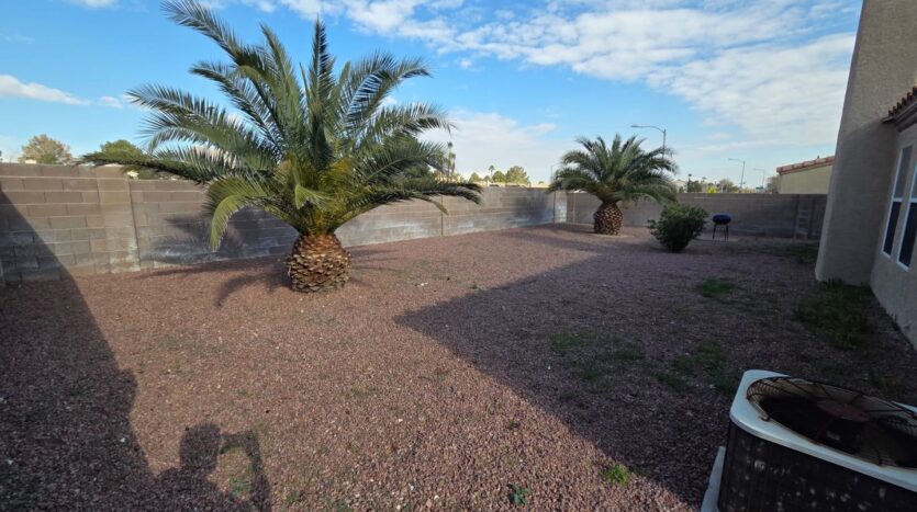 2724 Woodbine av - Henderson - Nevada - 3 bed, 2 bath rental property