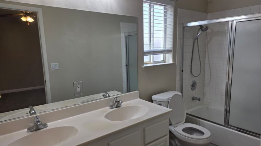 2724 Woodbine av - Henderson - Nevada - 3 bed, 2 bath rental property