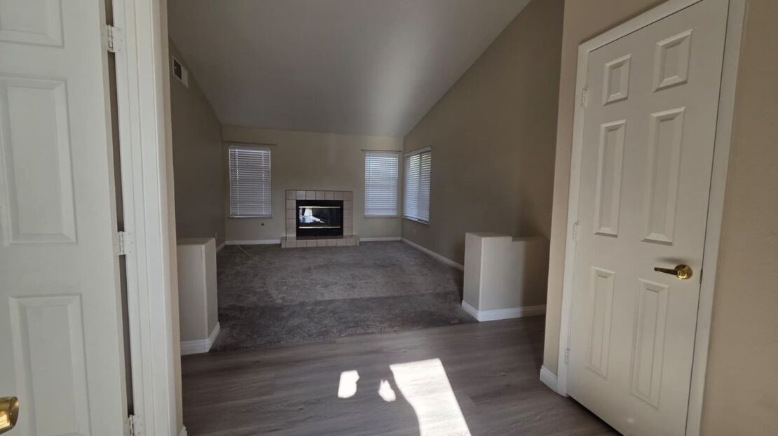 2724 Woodbine av - Henderson - Nevada - 3 bed, 2 bath rental property