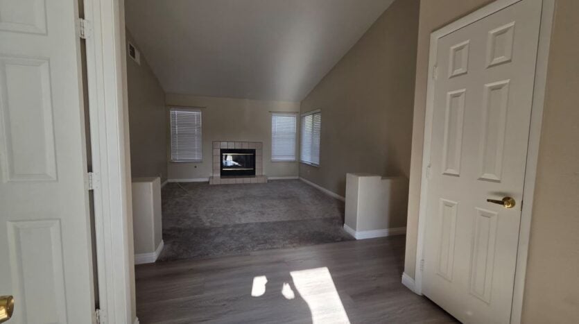 2724 Woodbine av - Henderson - Nevada - 3 bed, 2 bath rental property