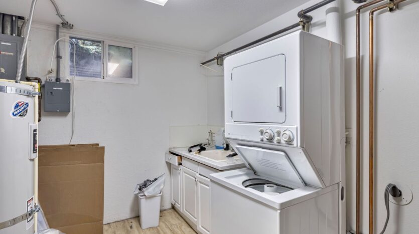 2765-A NW Quimby Street - Portland - Oregon - 1 bed, 1 bath rental property