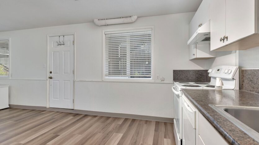 2765-A NW Quimby Street - Portland - Oregon - 1 bed, 1 bath rental property