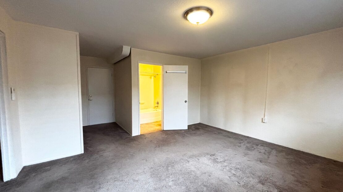 2765-A NW Quimby Street - Portland - Oregon - 1 bed, 1 bath rental property