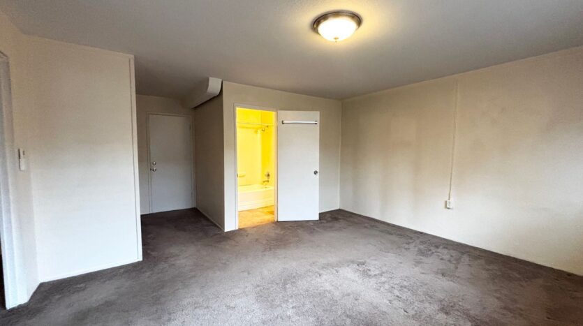 2765-A NW Quimby Street - Portland - Oregon - 1 bed, 1 bath rental property