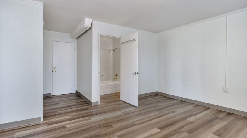 2765-A NW Quimby Street - Portland - Oregon - 1 bed, 1 bath rental property