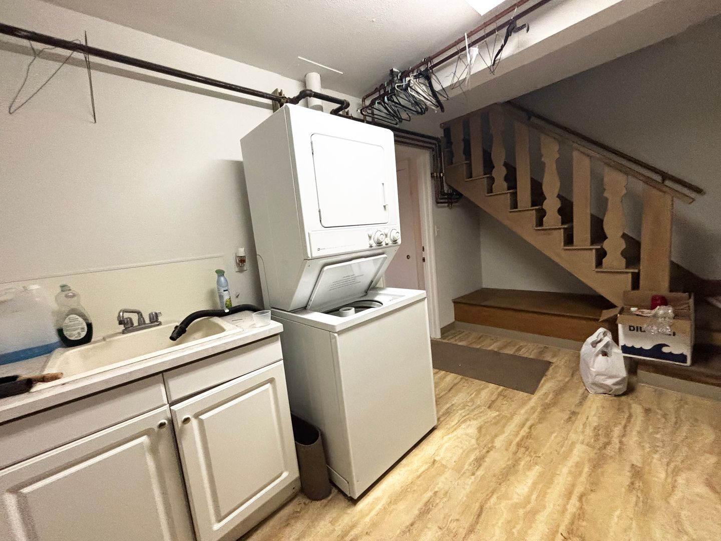 2765-A NW Quimby Street - Portland - Oregon - 1 bed, 1 bath rental property