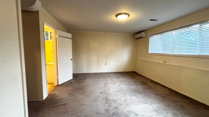 2765-A NW Quimby Street - Portland - Oregon - 1 bed, 1 bath rental property