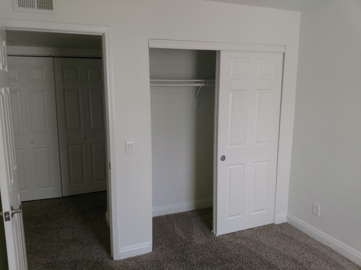 2801 N. Rainbow Blvd.  #252 - Las Vegas - Nevada - 3 bed, 2 bath rental property