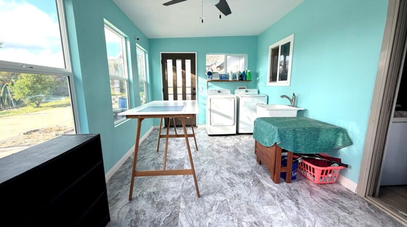 2821 Sioux Ave - Ventura - California - 3 bed, 2 bath rental property